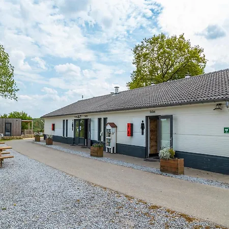 Chalet Comfortable Air-conditioned In Limburg *